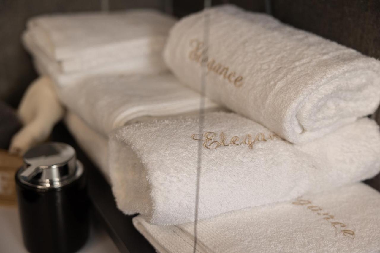 "Elegance" Central Luxury Apartment Pireus Zewnętrze zdjęcie